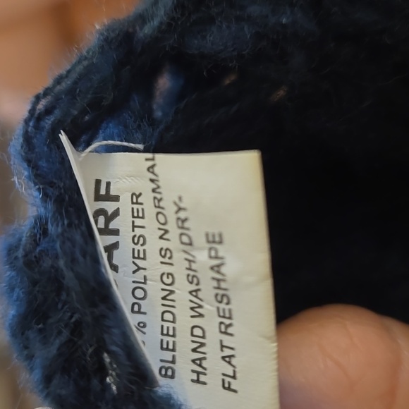 Infinity Scarf - Picture 4 of 4